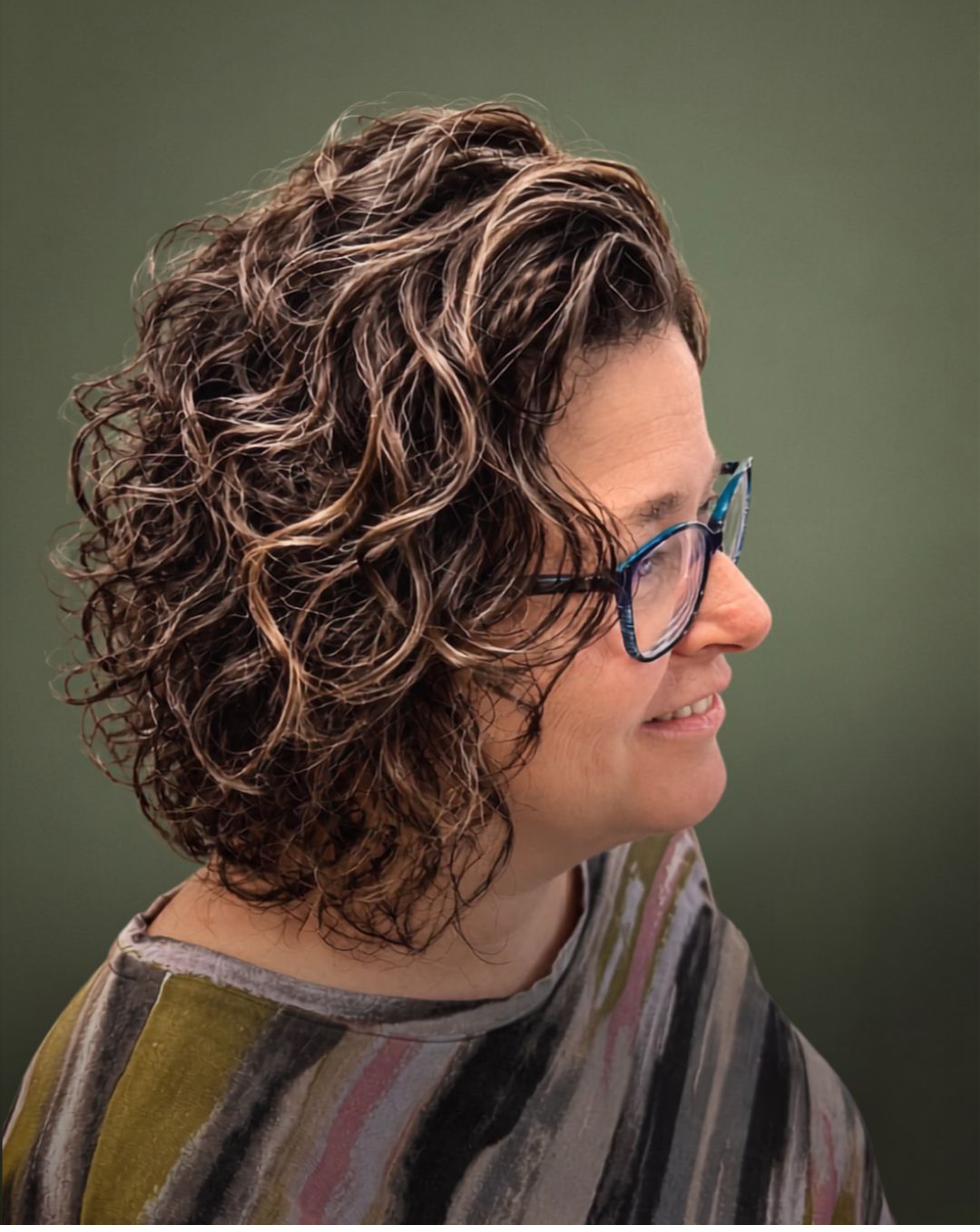 Healthy curly texture restoration
